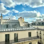 Appartement cosy à Paris 130 m² avec projecteur !