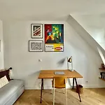 Appartement cosy à Paris 130 m² avec projecteur !